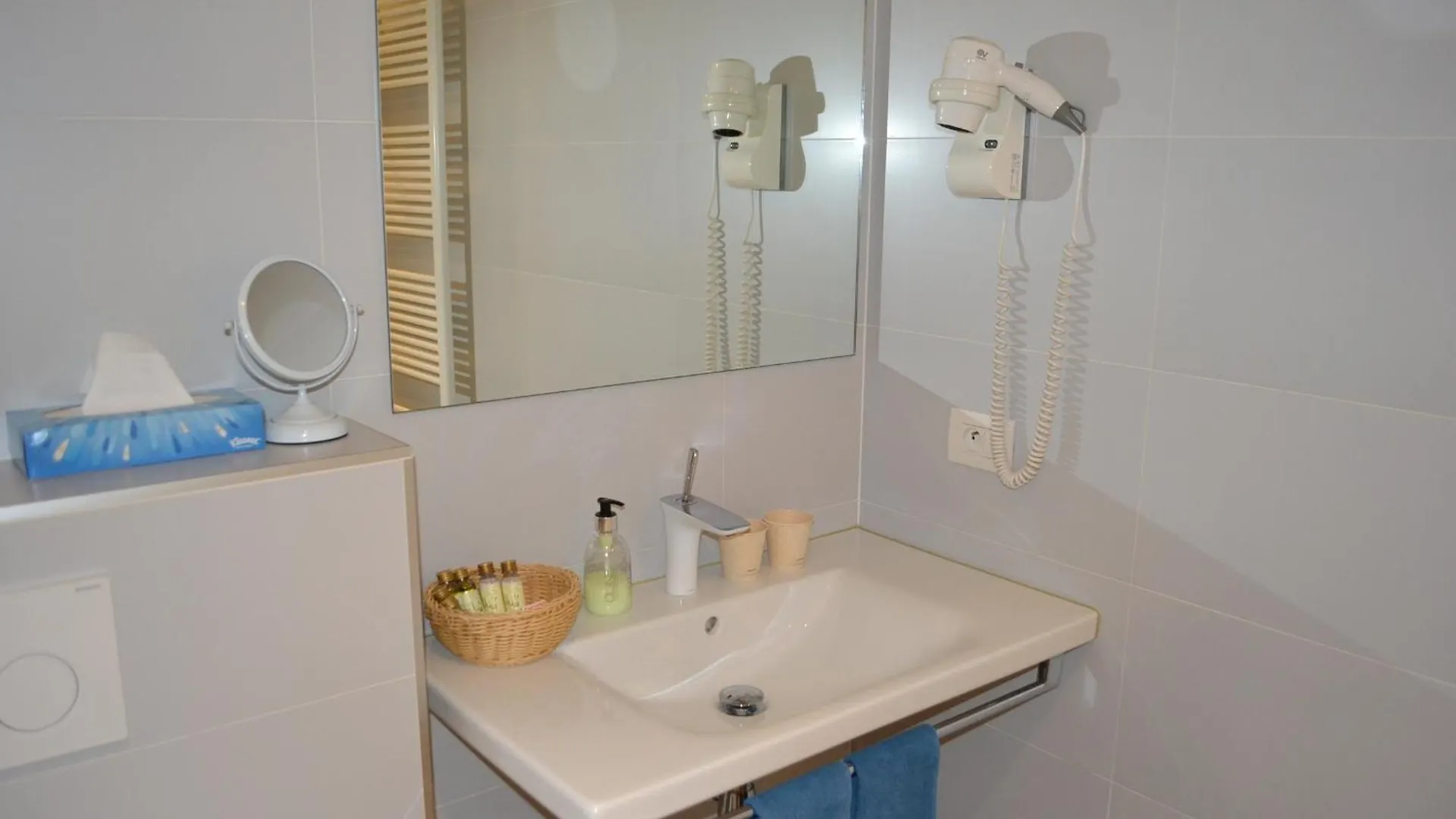B&B Lobelia-Brugge 4*, Bruges Belgium